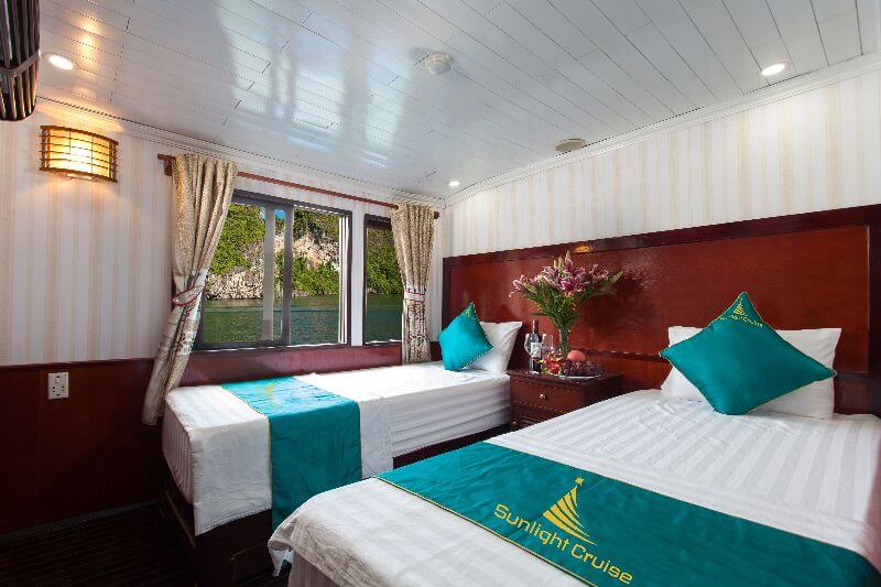 Halong Bay Cruise Sunlight Classic Cruise 1