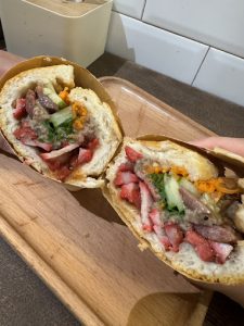 Bánh Mì 25 .1